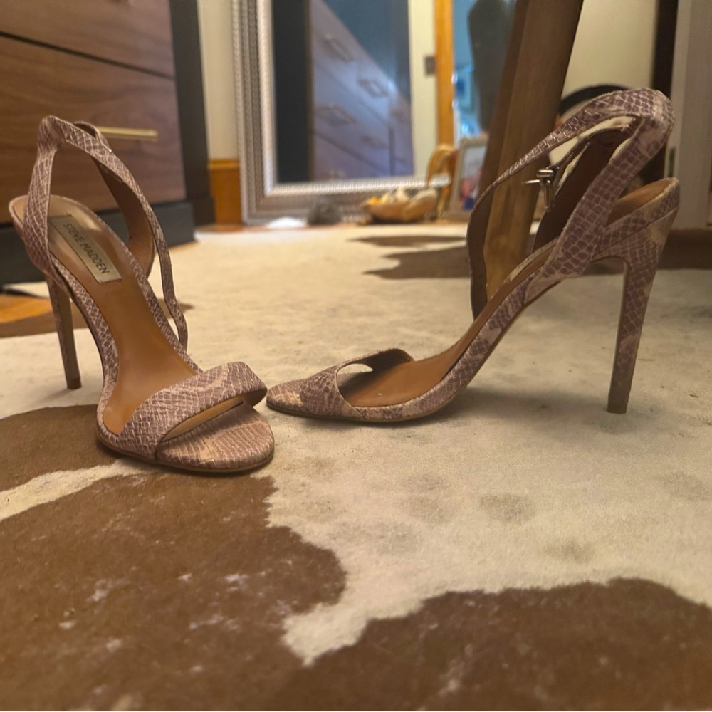 Steve Madden taupe snake skin ankle strap stiletto heel